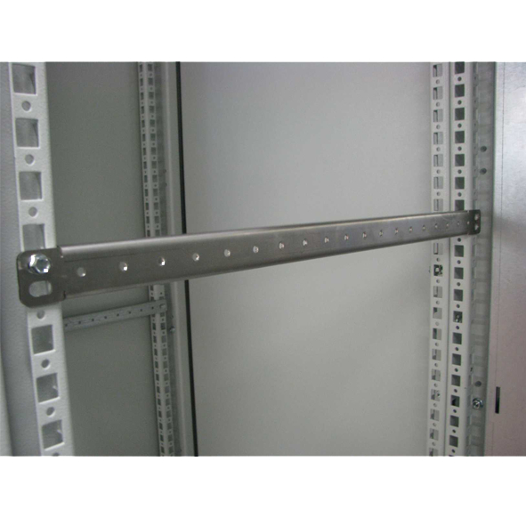 Traverse enfichable en profondeur